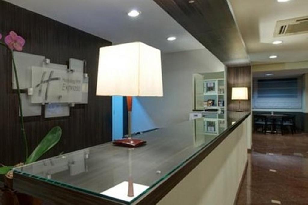 Holiday Inn Express Avenida Sumare São Paulo Extérieur photo